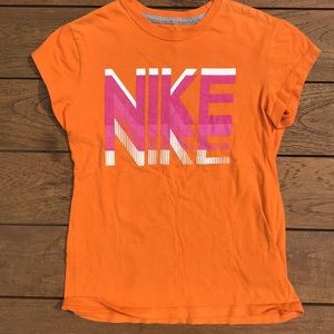 Girls Nike Tee
